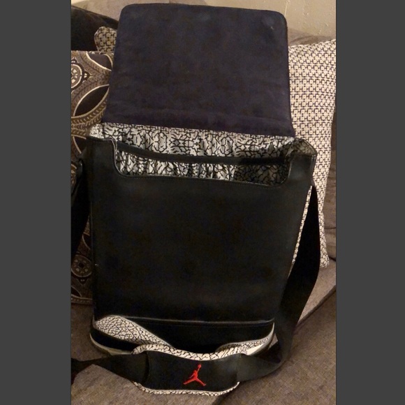 Jordan Retro 3 bag - Picture 3 of 4